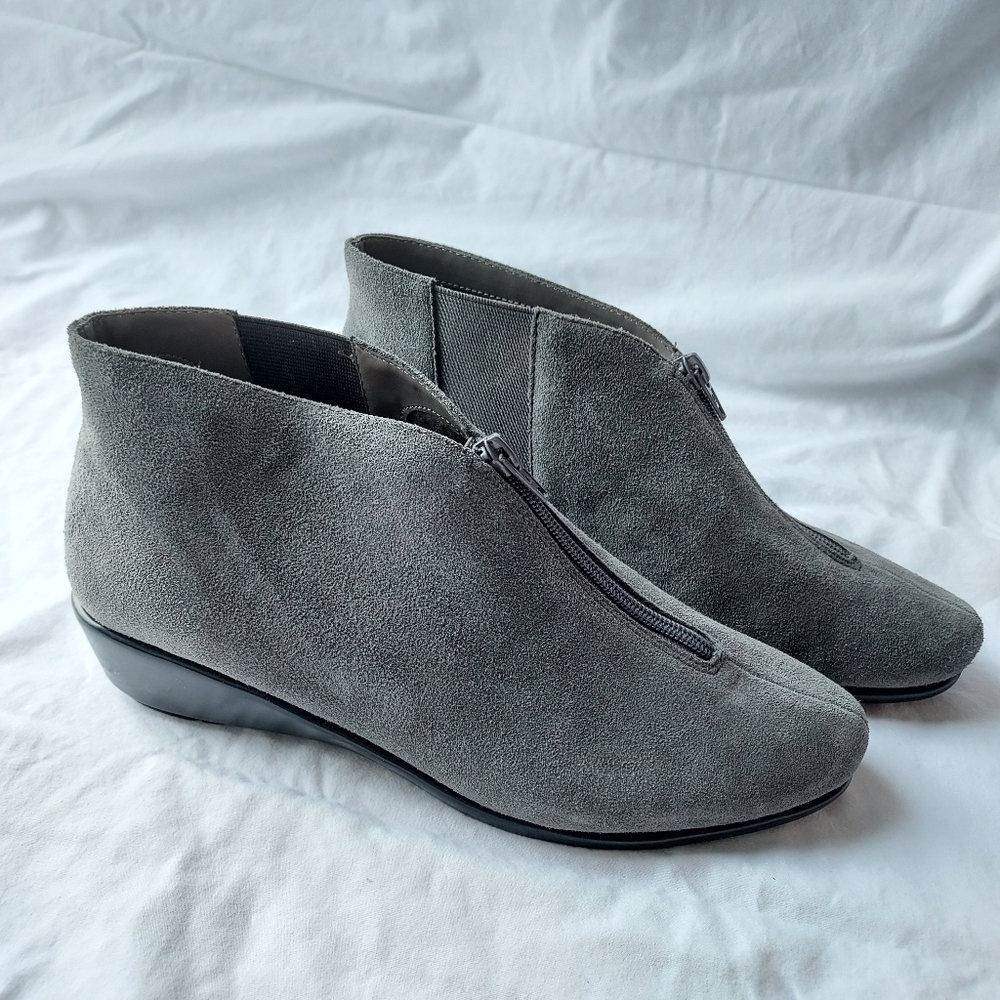 Aerosoles• Women's Leather Suede Wedge Bootie